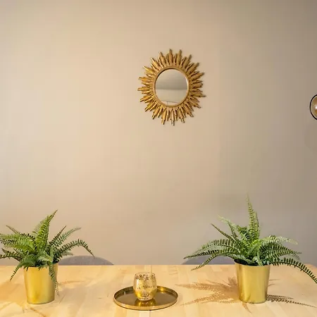 Akicity Cais Sodre Wish 리스본