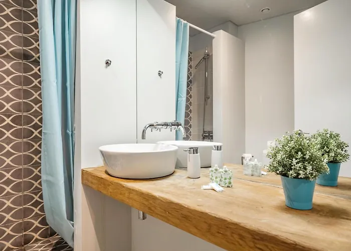 Akicity Cais Sodre Wish *